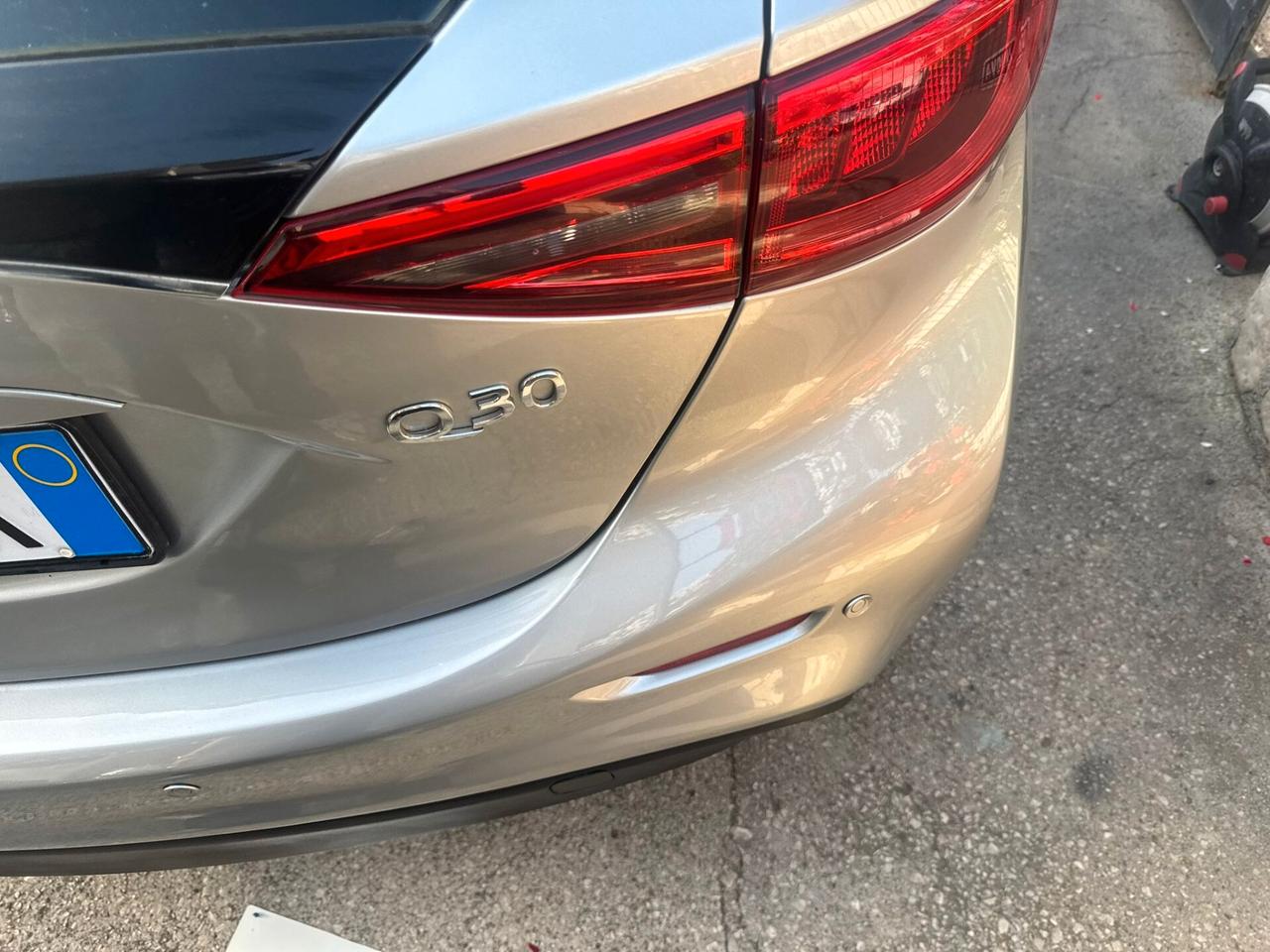 Infiniti Q30 1.5 diesel Premium