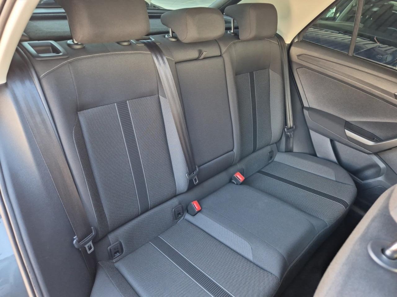 Volkswagen T-Roc 1.0 tsi life 110cv
