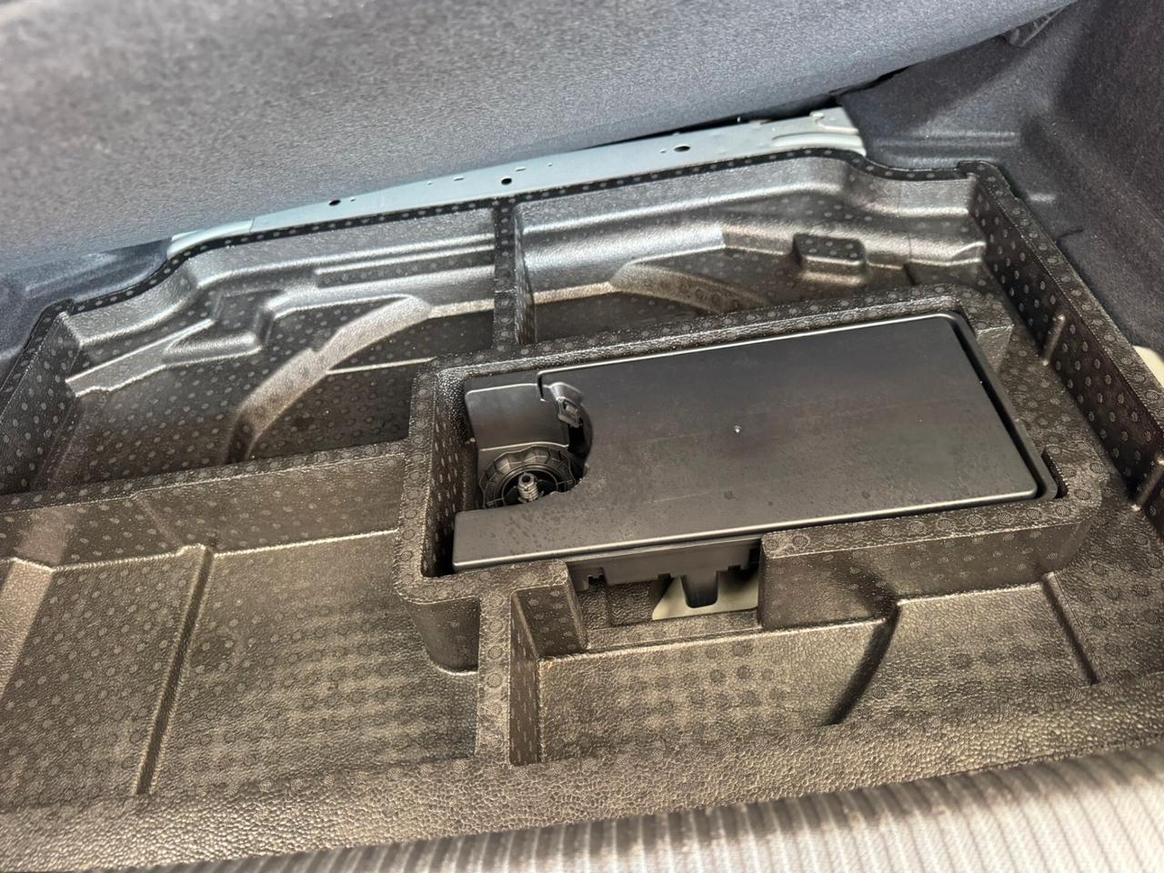 Peugeot 308 Hybrid 136 e-DCS6 GT