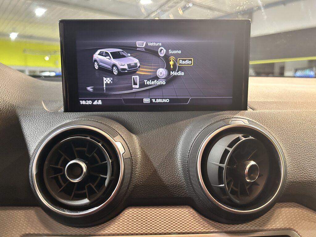 Audi Q2 35 2.0 TDI Business Quattro S tronic