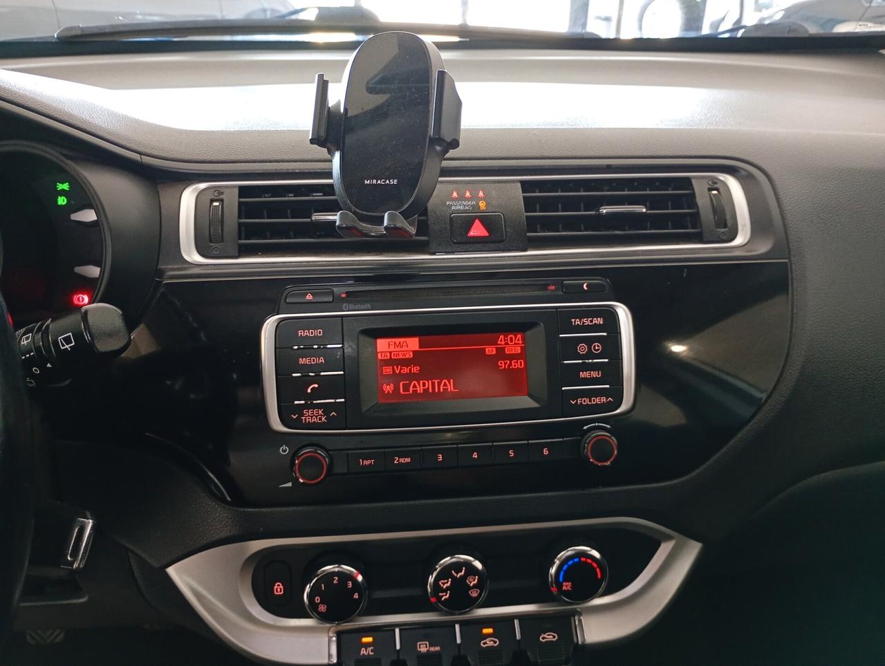 Kia Rio 1.2 88.000 KM 5 porte