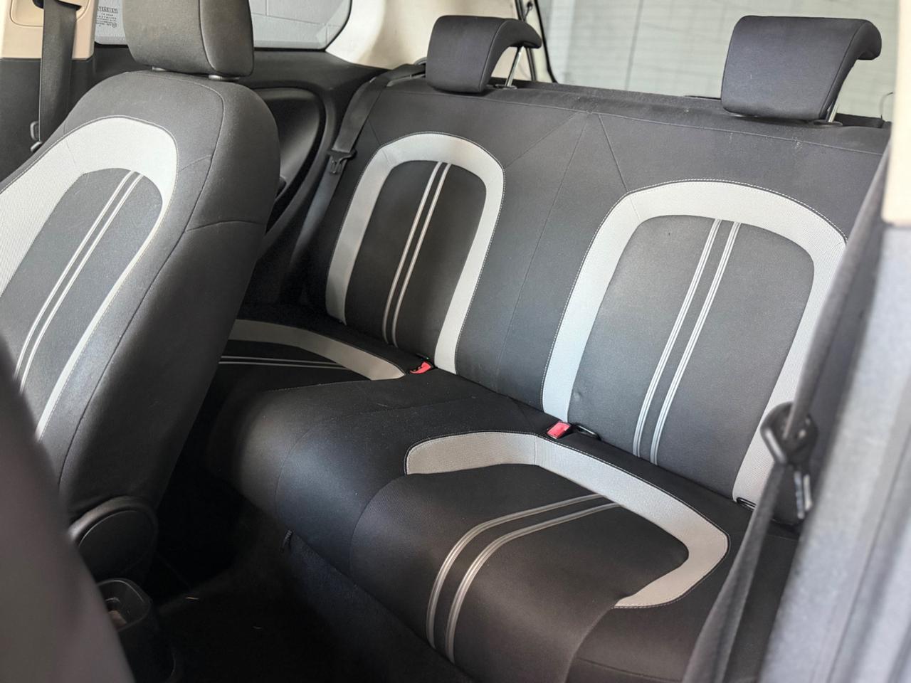 Fiat Grande Punto 1.4 Starjet 16V 3 porte Sport