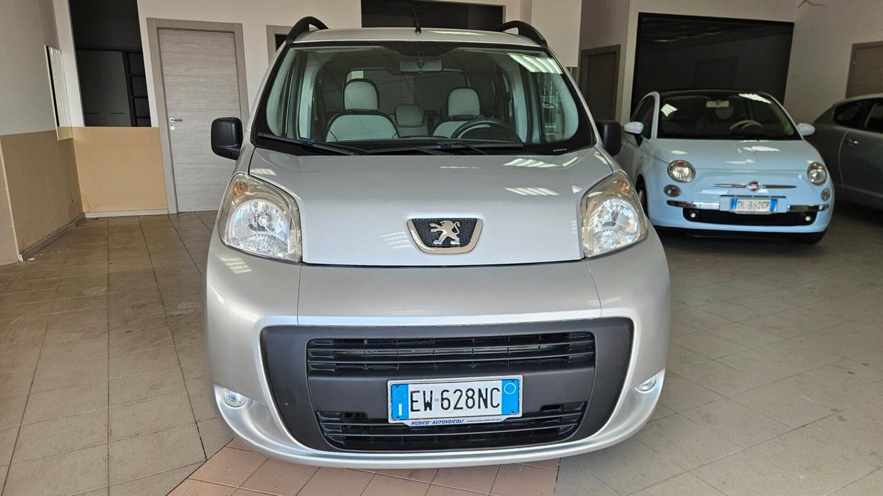 Peugeot Bipper Pegeout bipper 5 posti