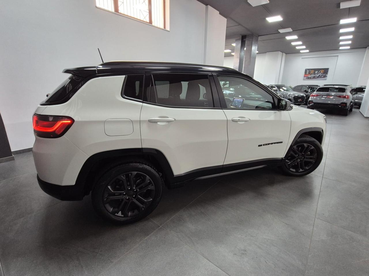 Jeep Compass 1.6 Multijet II 2WD Night Eagle