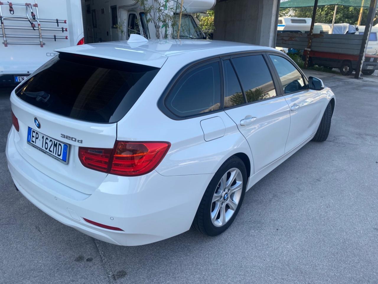 Bmw 320 320d Touring Modern