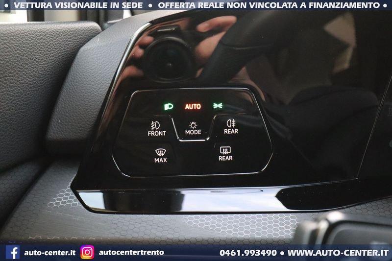 Volkswagen Golf 8 GTD DSG Black Pack *TETTO PELLE LED MATRIX