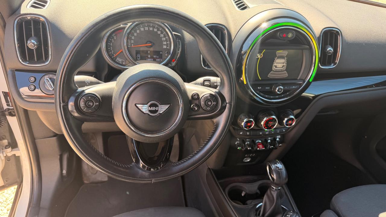 Mini Cooper Countryman 1.5 Hype
