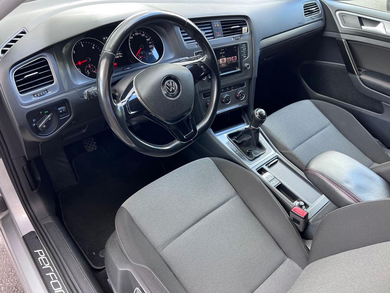 Volkswagen Golf Trendline 1.6 TDI BlueMotion #6607