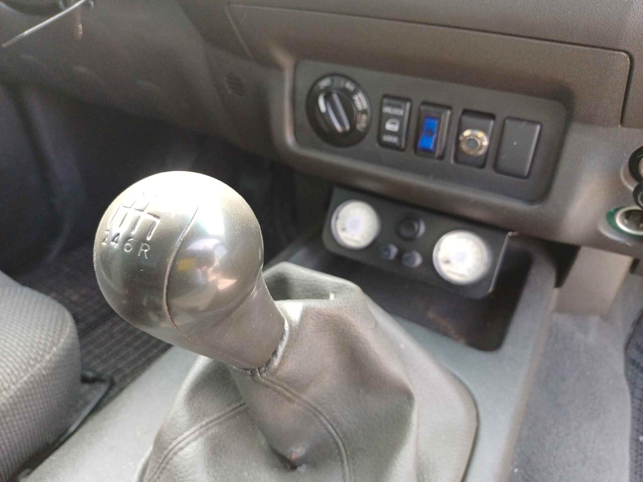 Nissan Navara 2.5 dCi King Cab XE