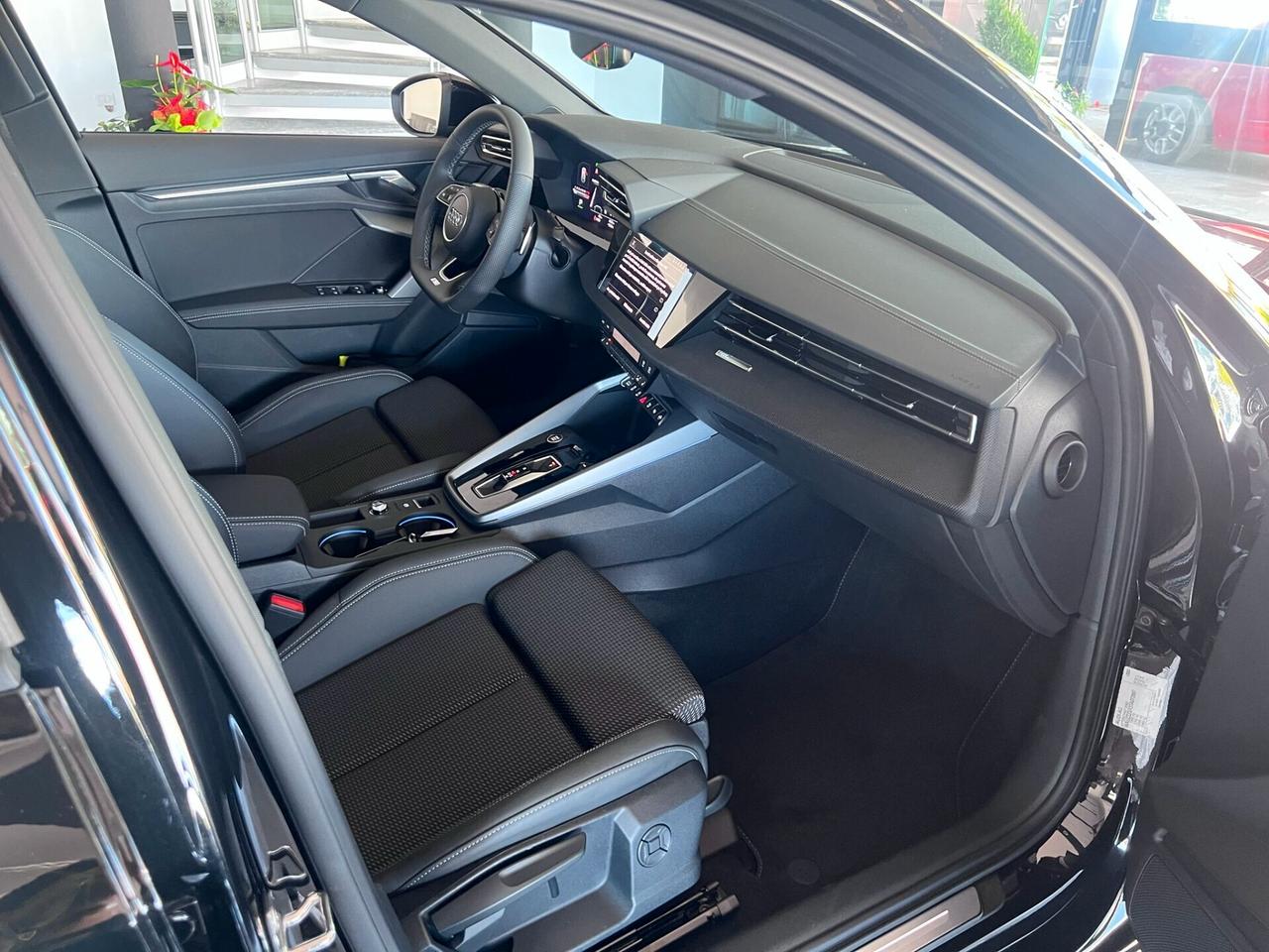 Audi A3 allstreet TFSI 110 kW S tronic Identity Contrast