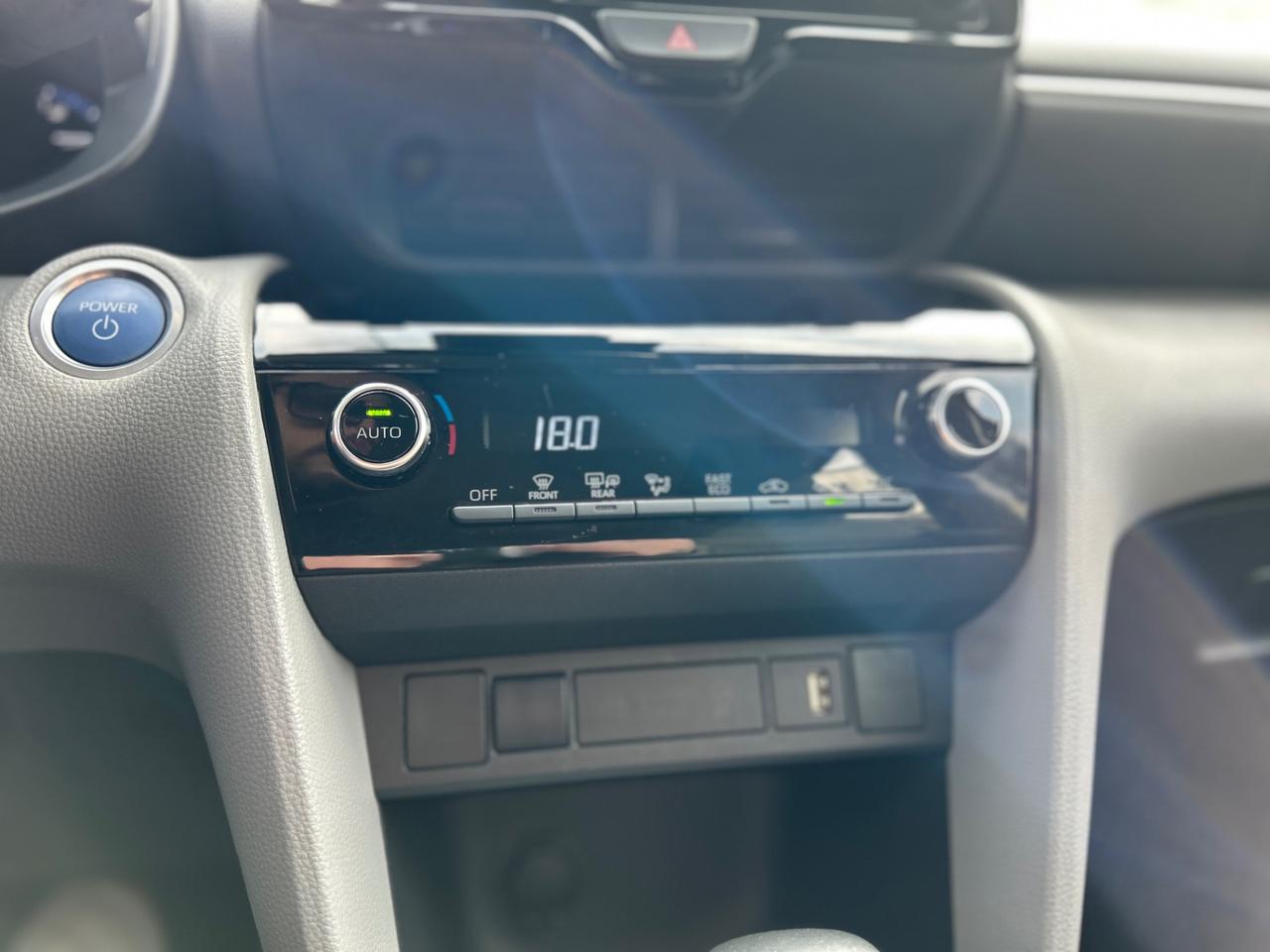 Toyota Yaris Cross 1.5h Business 116cv e-cvt