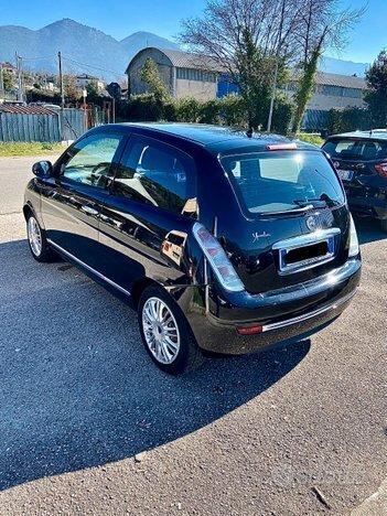 Lancia Ypsilon 1.2 METANO