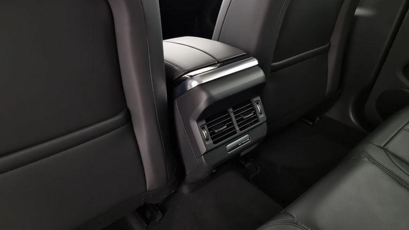 Land Rover Range Rover Evoque 2.0 D163 MHEV SE AWD auto