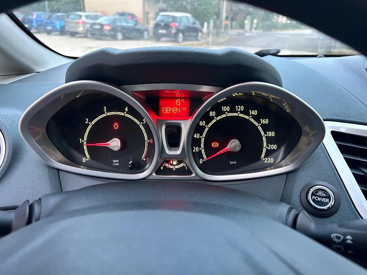 FORD FIESTA 1.2 82CV TITANIUM UNICO PROPRIETARIO