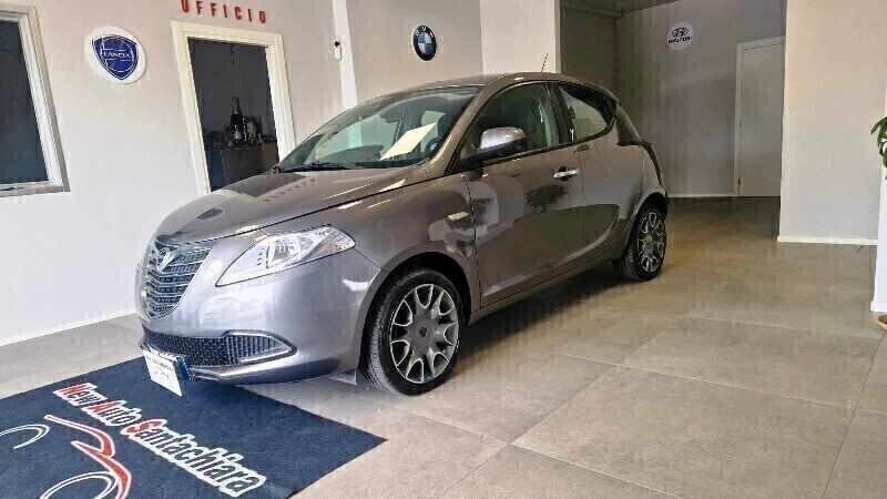 Lancia Ypsilon 1.3 M-Jet 95 CV S&S Gold