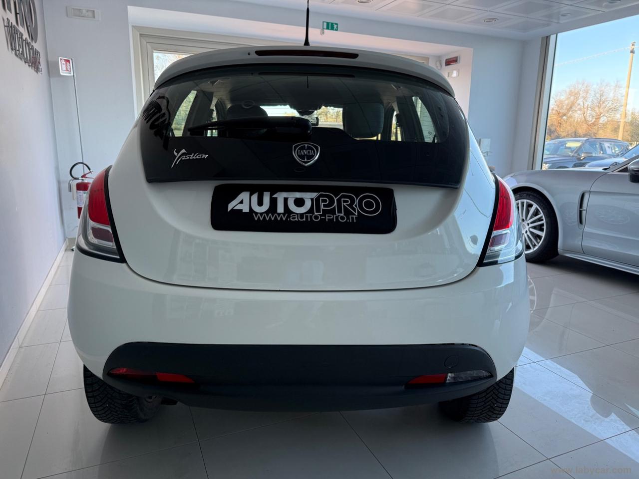 LANCIA Ypsilon 0.9 T.Air 85CV 5p. Met.Ec. Gold