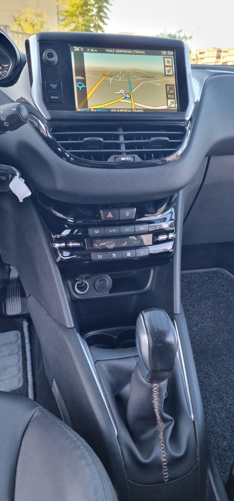 Peugeot 208 1.2 Benzina 3 porte Allure 2014