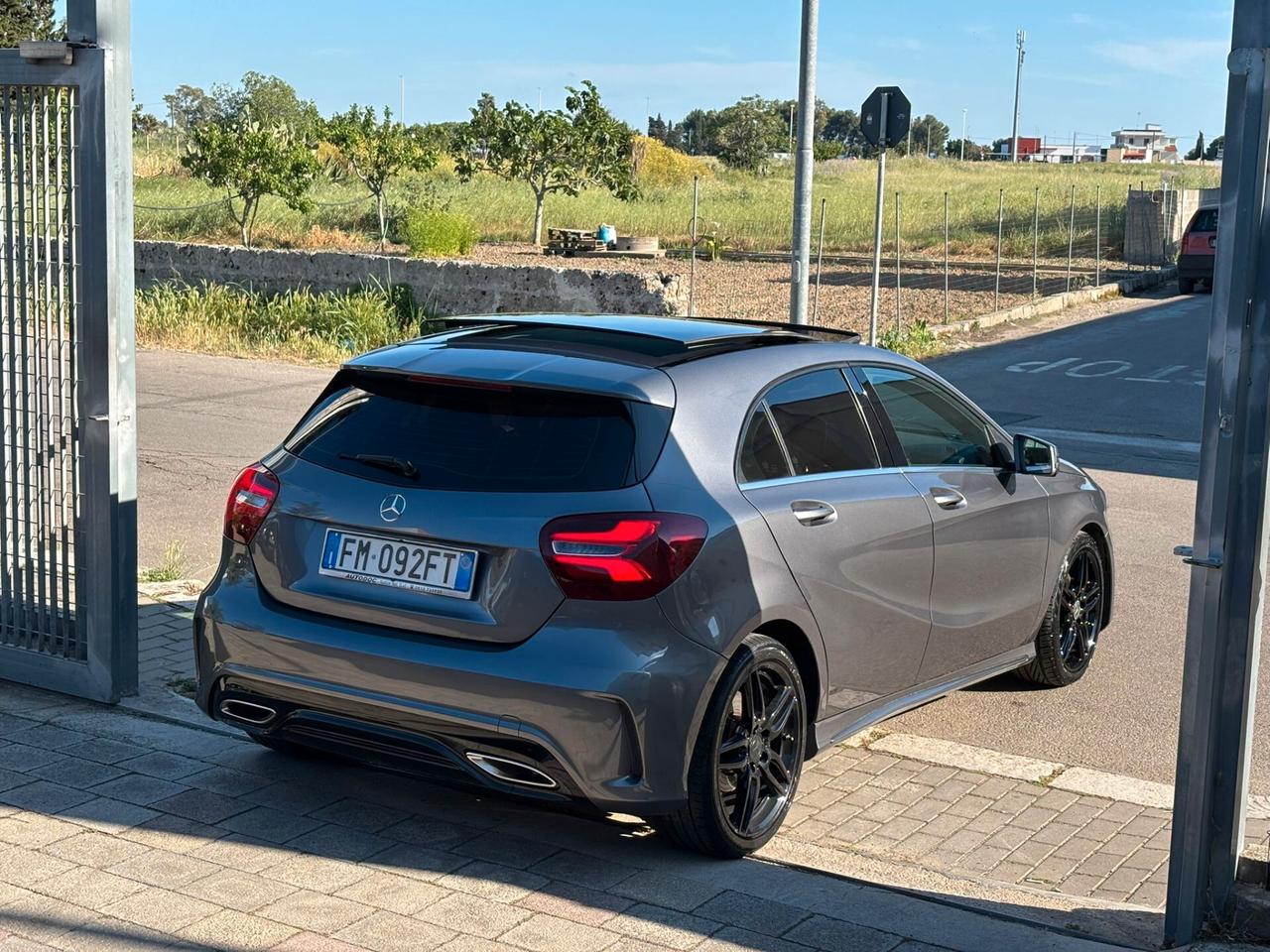 Mercedes A180d Premium TETTO - 11/2017