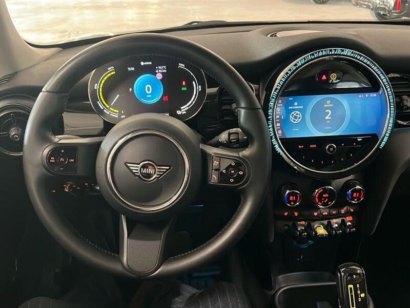 MINI Full Electric Mini F56 2021 Mini 3p Cooper SE Classic auto