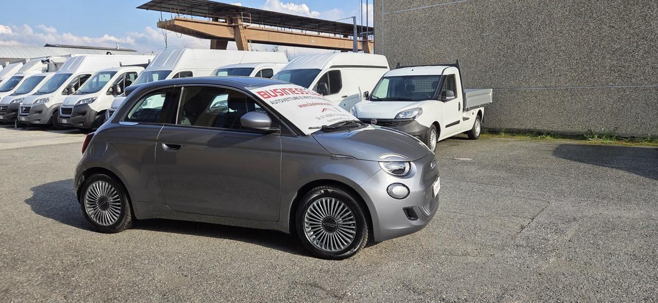 Fiat 500e BUSINESS OPENING EDITION - 100% ELETTRICA -43 KW- KM. 19000 AUTO PER NEOPATENTATI