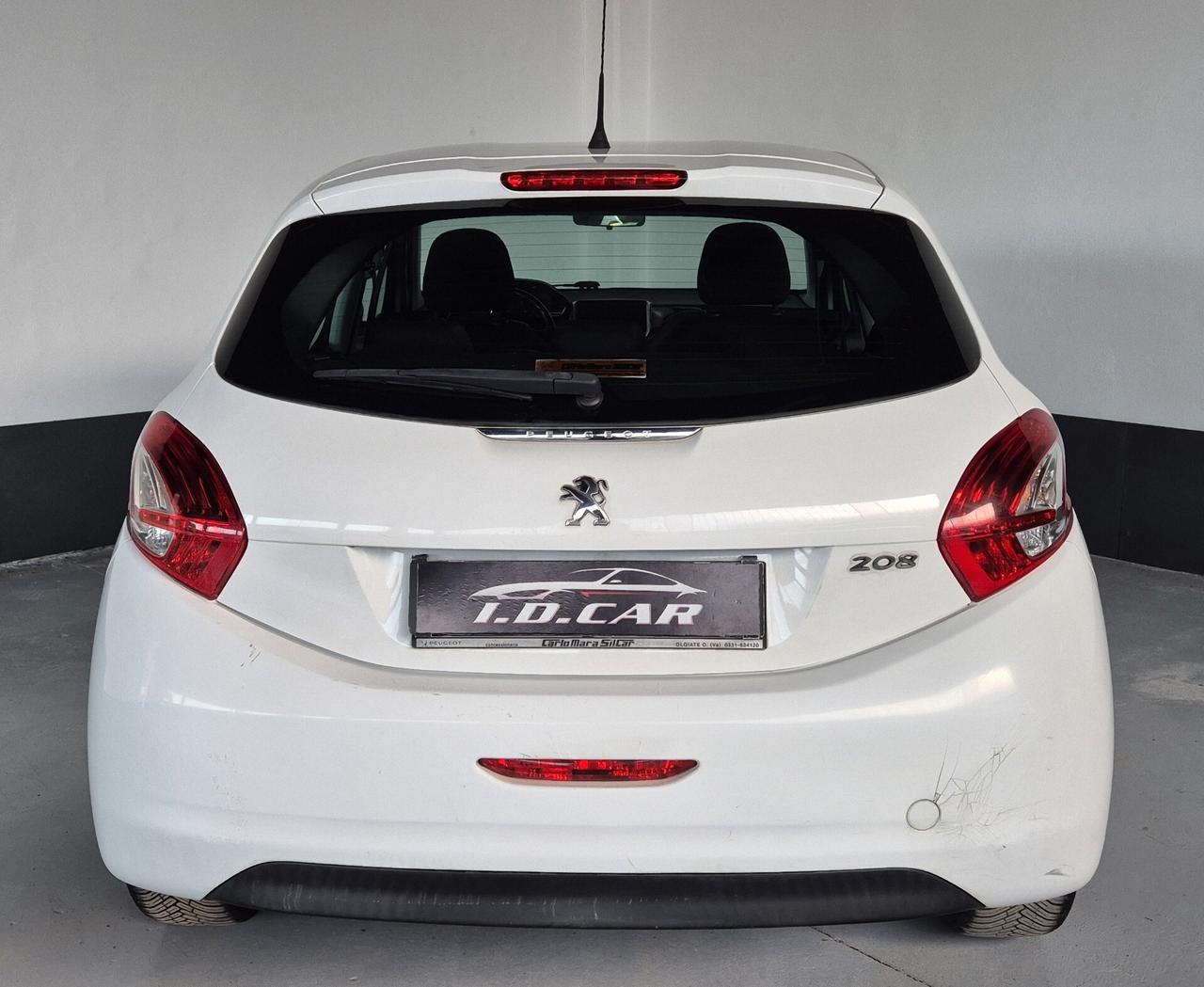 Peugeot 208 PureTech 82 5 porte Allure