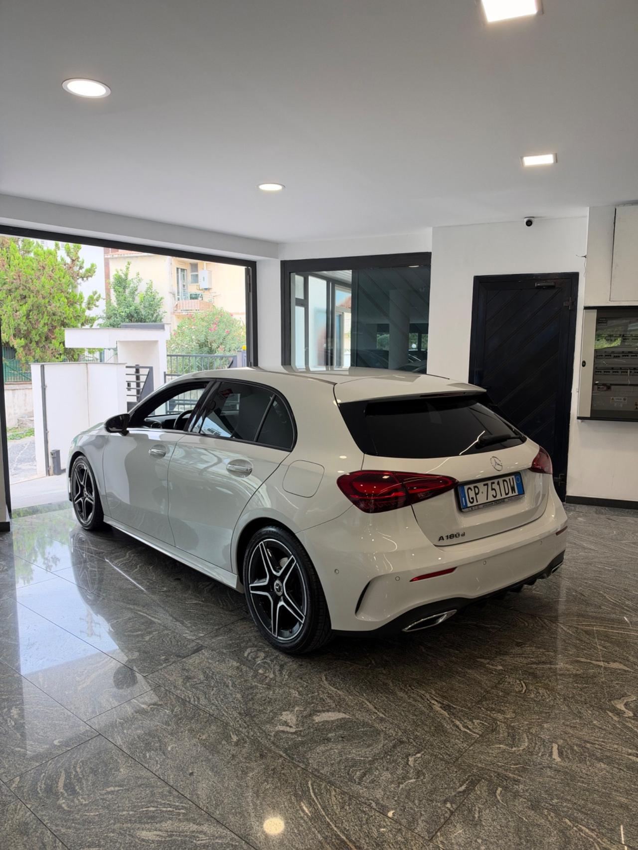 Mercedes-benz A 180 d Automatic AMG Line Advanced Plus