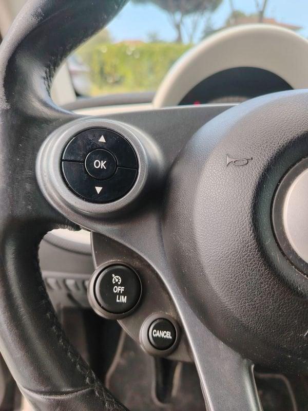 smart fortwo fortwo 70 1.0 Passion
