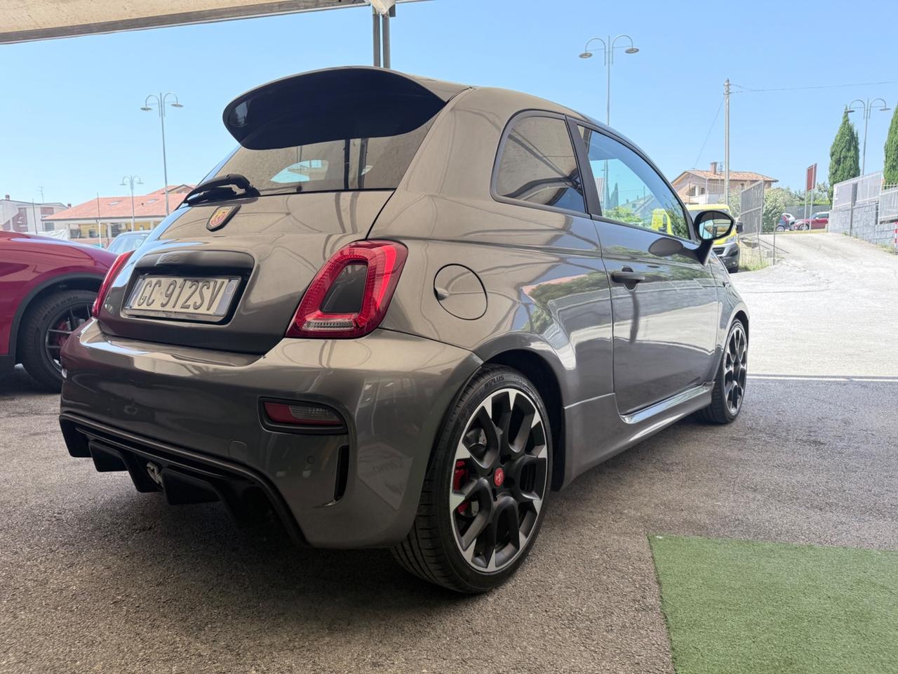 Abarth 595 1.4 Turbo T-Jet 180 CV Competizione