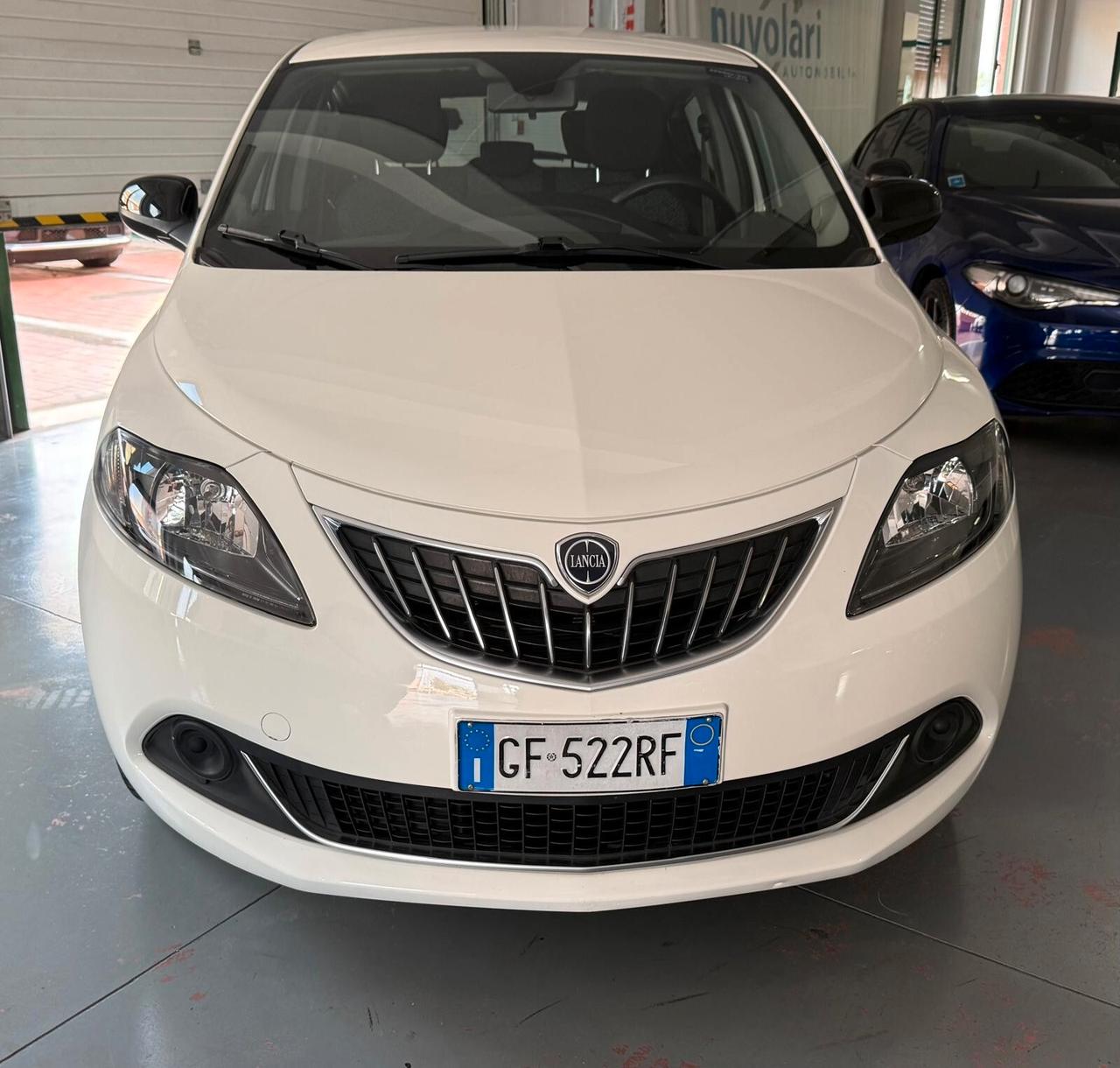 Lancia Ypsilon 1.0 FireFly 5 porte Hybrid Ecochic Silver