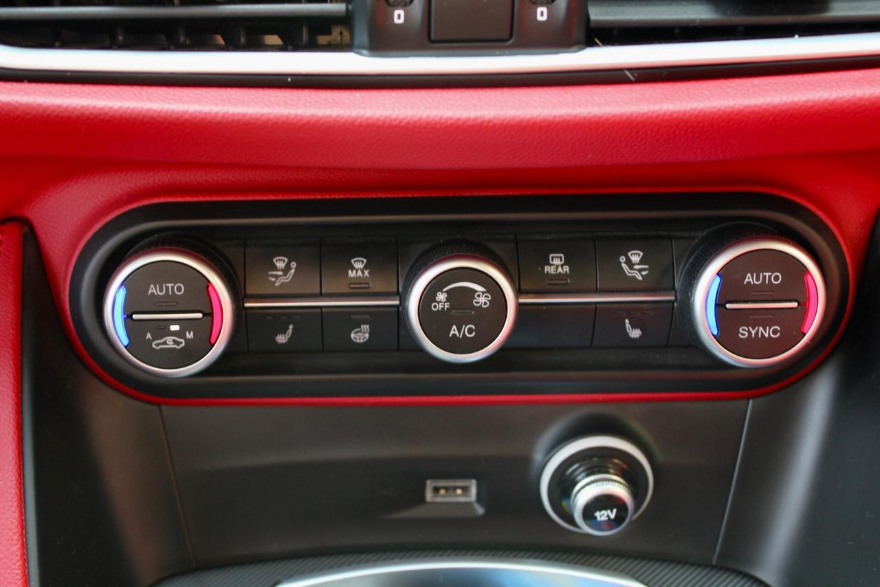 Alfa Romeo Stelvio 2.2 Turbodiesel 210 CV AT8 Q4 Veloce PELLE NAVY BAULE ELETT.