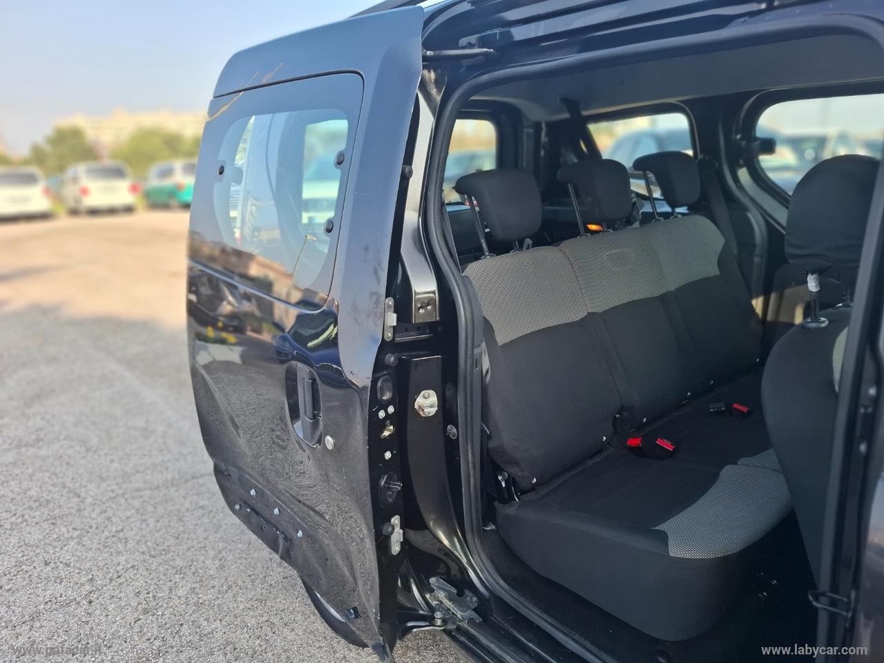 DACIA Dokker 1.6 8V 100 CV S&S SS GPL Lauréate Family