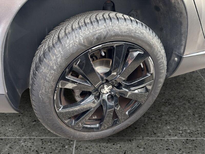 Peugeot 2008 2008 1.6 bluehdi Black Matt 100cv