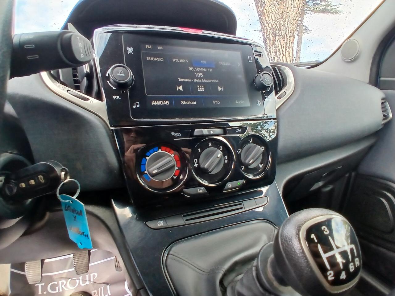 Lancia Ypsilon 1.0 FireFly 5p S&S Hybryd Gold
