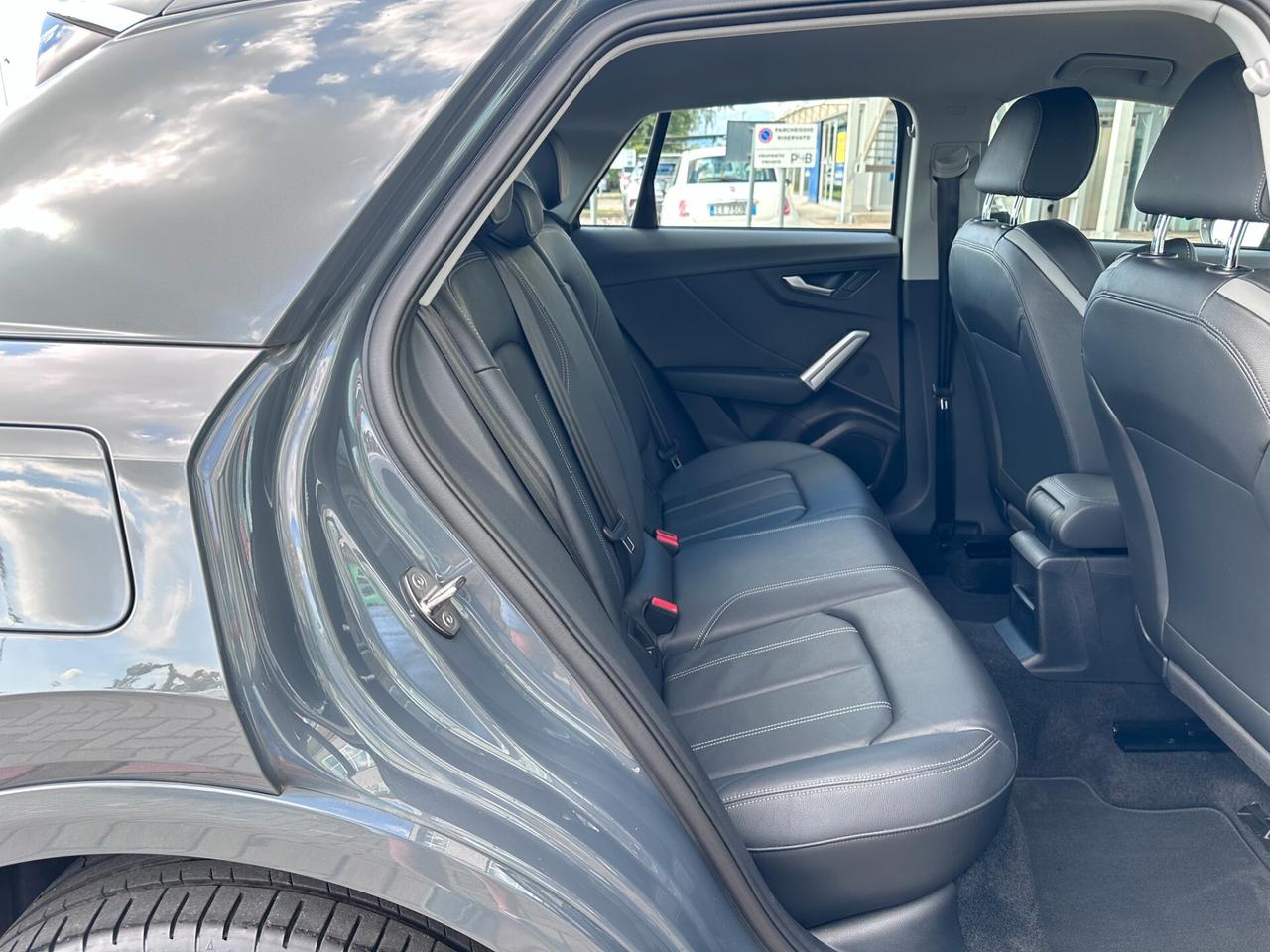 Audi Q2 1.6TDI 116CV S-LINE AUTOMATICA! PELLE! LED