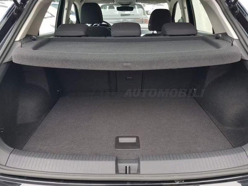 Volkswagen T-Roc 2.0 TDI SCR Life Navi ACC PDC LED