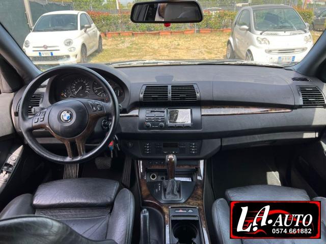 BMW - X5 4.4i auto