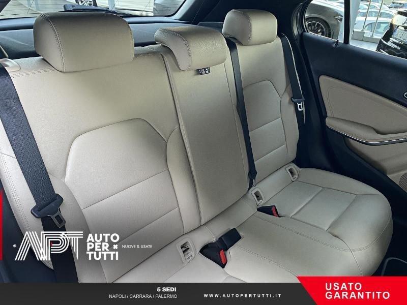 Mercedes-Benz GLA GLA 200 d (cdi) Sport 4matic auto