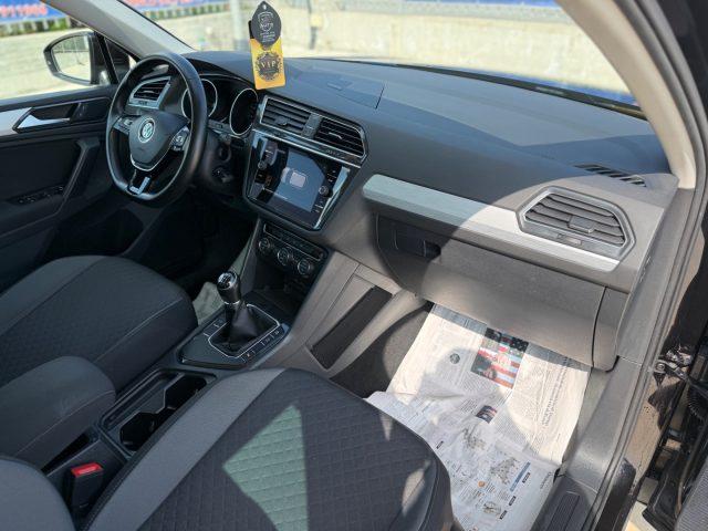 VOLKSWAGEN Tiguan R-LINE unicpro/GARANZIA 12 mesi
