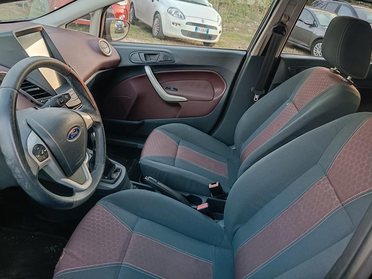 Ford Fiesta 1.2 benzina