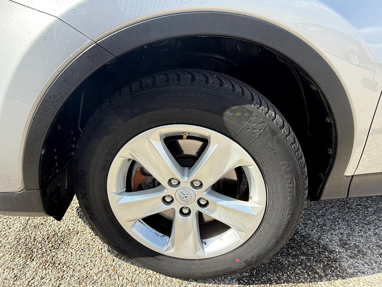 Toyota RAV 4 RAV4 2.0 D-4D 2WD Active my14"