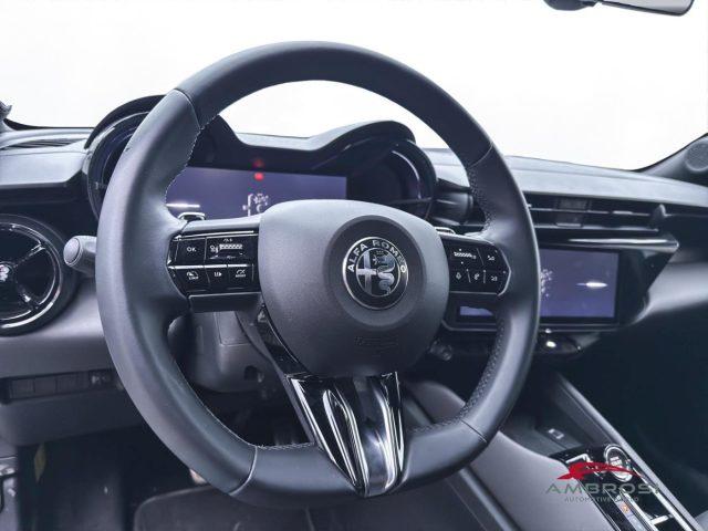 ALFA ROMEO Junior My25 Ibrida Speciale