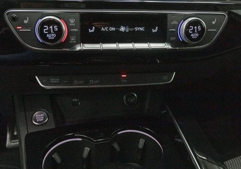 Audi A4 A4 Avant 40 TDI quattro S tronic S line edition