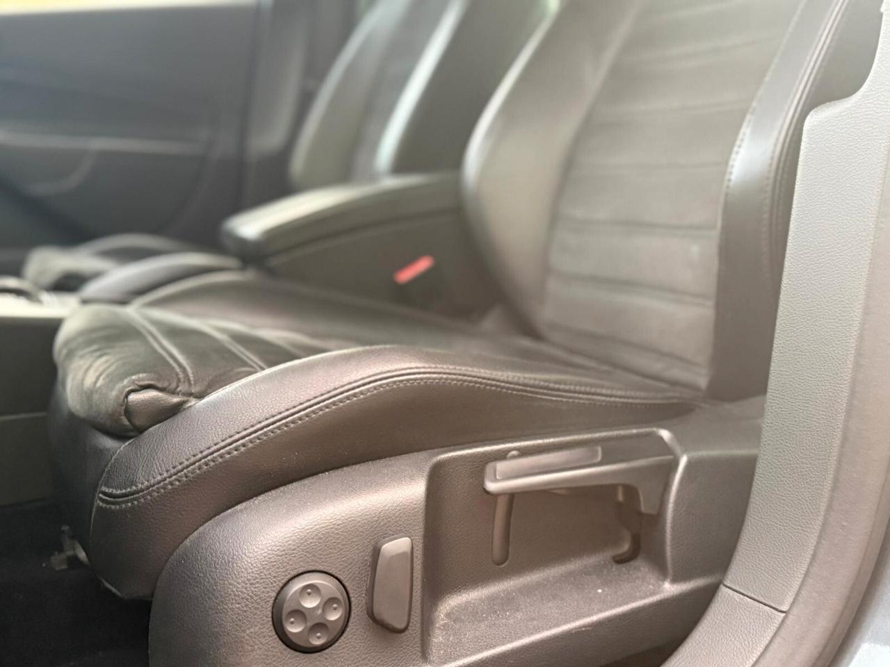 Volkswagen Passat 2.0 TDI 170CV DPF DSG Highline