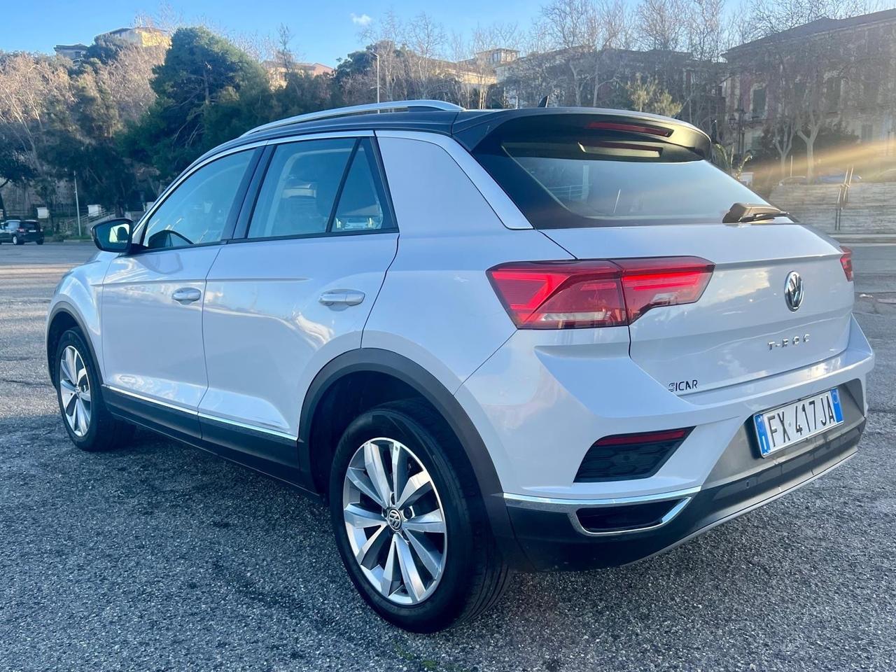 Volkswagen T-Roc 1.6 TDI SCR Business BlueMotion Technology