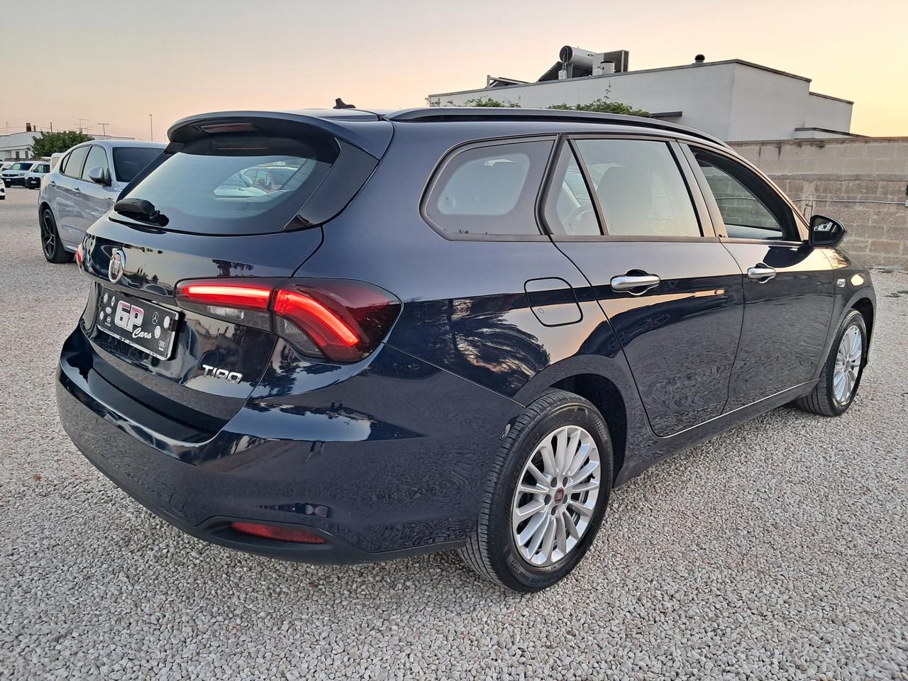 Fiat Tipo 1.6Mtj 120cv-Lounge*NAVI*LED*VIRTUAL