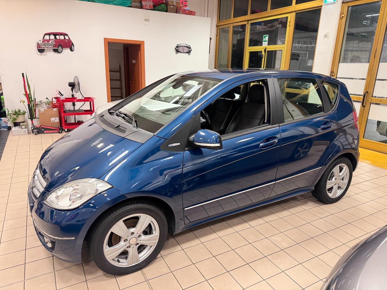 Mercedes-benz A 160 BlueEFFICIENCY Elegance