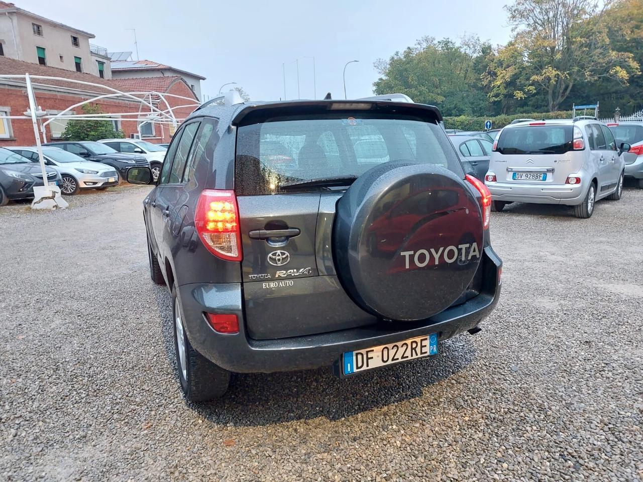 Toyota RAV 4 RAV4 2.2 D-4D 136 CV Sol UNICO PROPRIETARIO