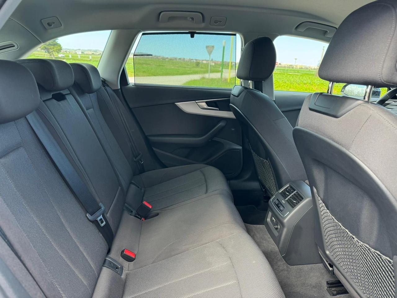 Audi A4 allroad 50 TDI tiptronic Identity Contrast