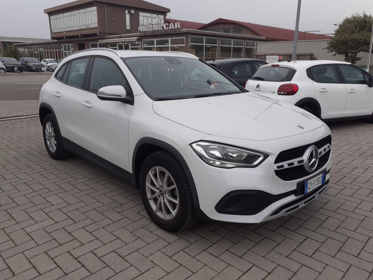 Mercedes-benz GLA 200D AUTO*2.0 DIESEL 150CV