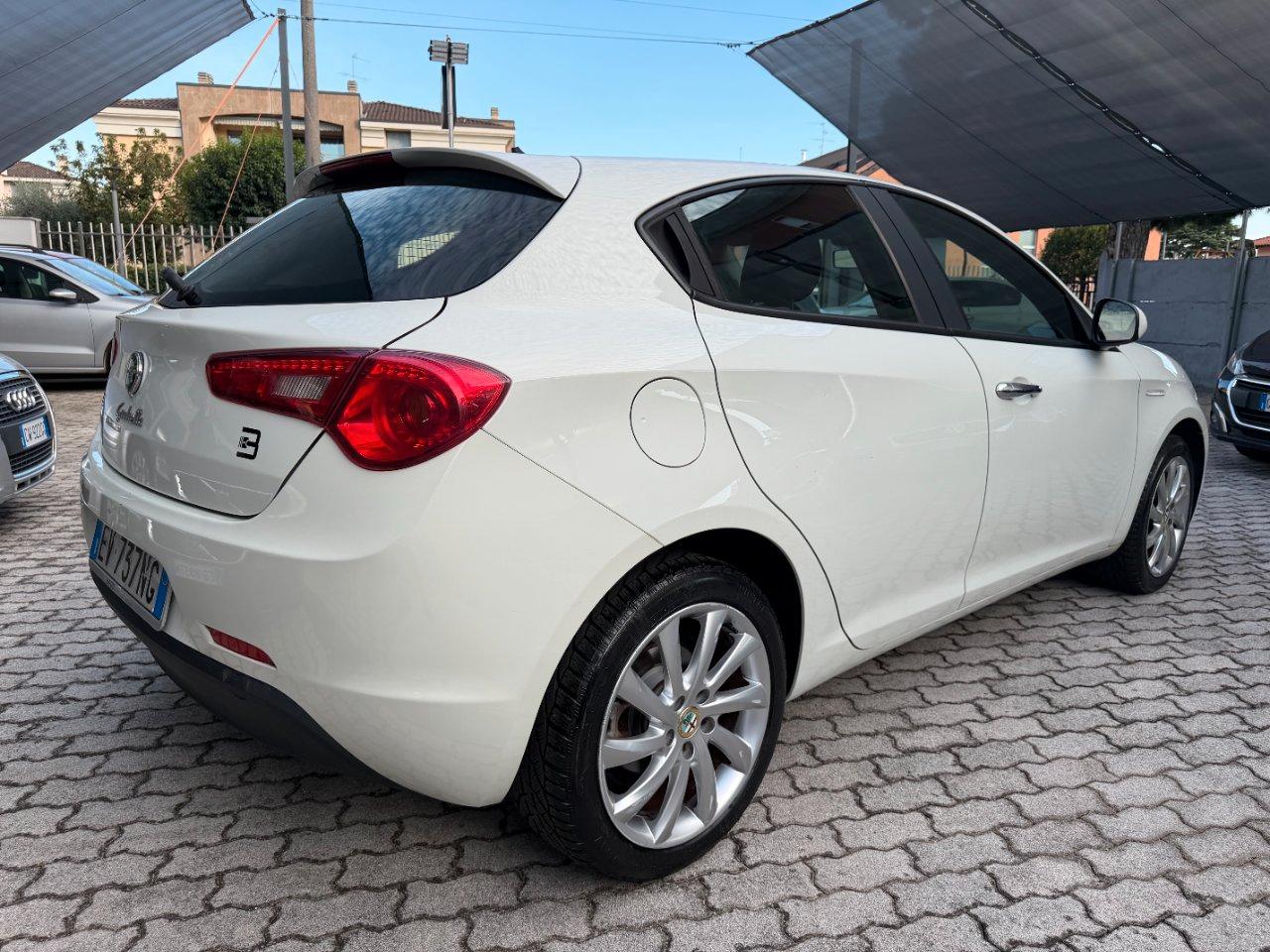 Alfa Romeo Giulietta 1.4 tb Progression 105cv E6 DISTRIBUZIONE NUOVA